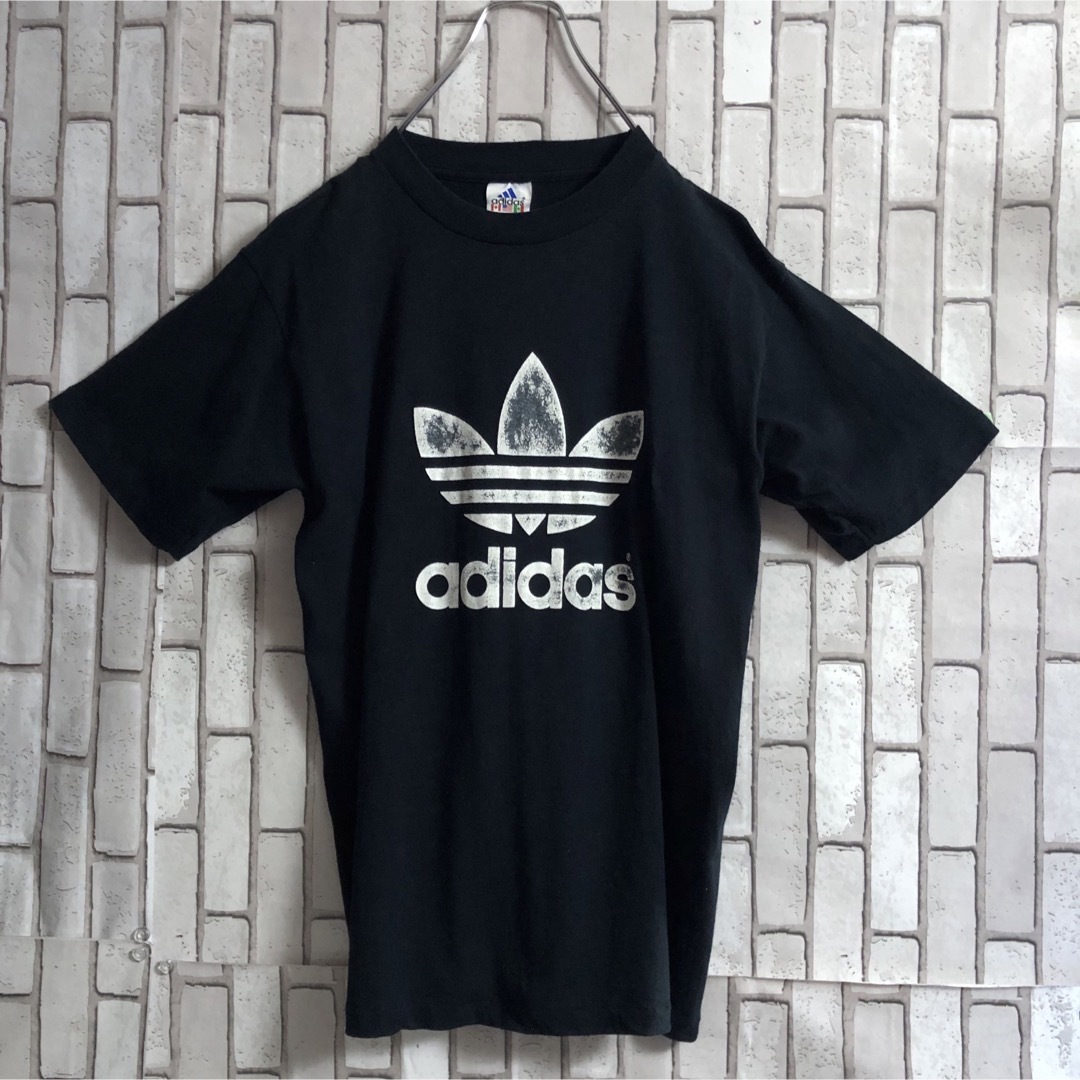 adidas(アディダス)のアディダス トレフォイルロゴ Tシャツ adidas ビッグロゴ 両面プリント メンズのトップス(Tシャツ/カットソー(半袖/袖なし))の商品写真