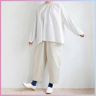 ネストローブ(nest Robe)の休日と詩マルシェブラウス　ストライプ　オオカミとフクロウ　オローネ　tandey(シャツ/ブラウス(長袖/七分))