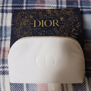 ディオール(Dior)のディオール　ノベルティポーチ　ホワイト箱有り(ノベルティグッズ)