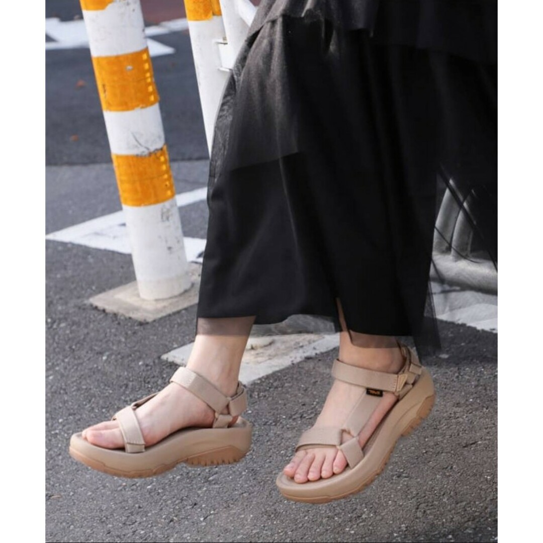 新品☆Teva ハリケーン エックスエルティー2 アンプソール サンダル 24