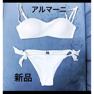 エンポリオアルマーニ(Emporio Armani)の水着　アルマーニ　ホワイト　ロゴ　白　ビキニ　セパレート　ハイブランド　スタッズ(水着)