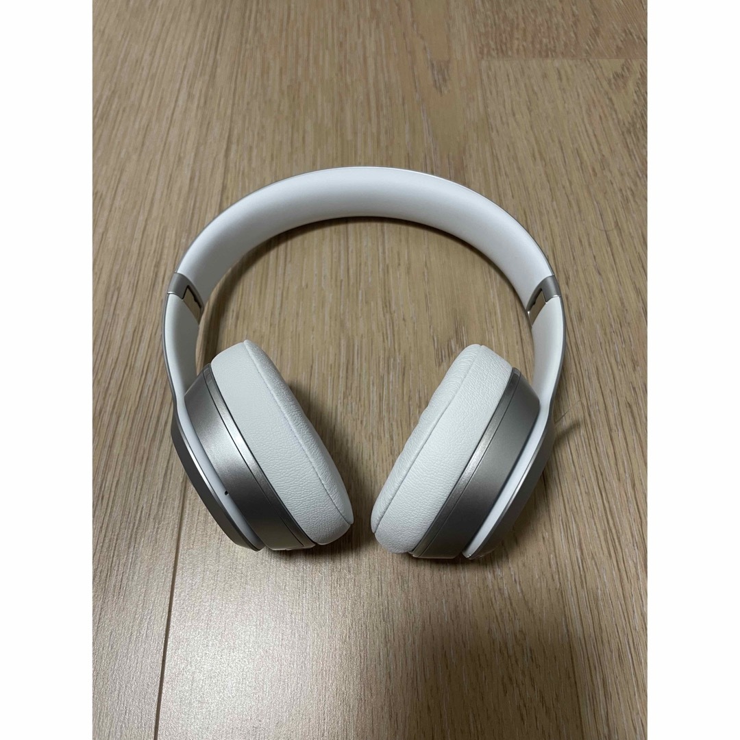 beats solo2 wieless  SILVER 7