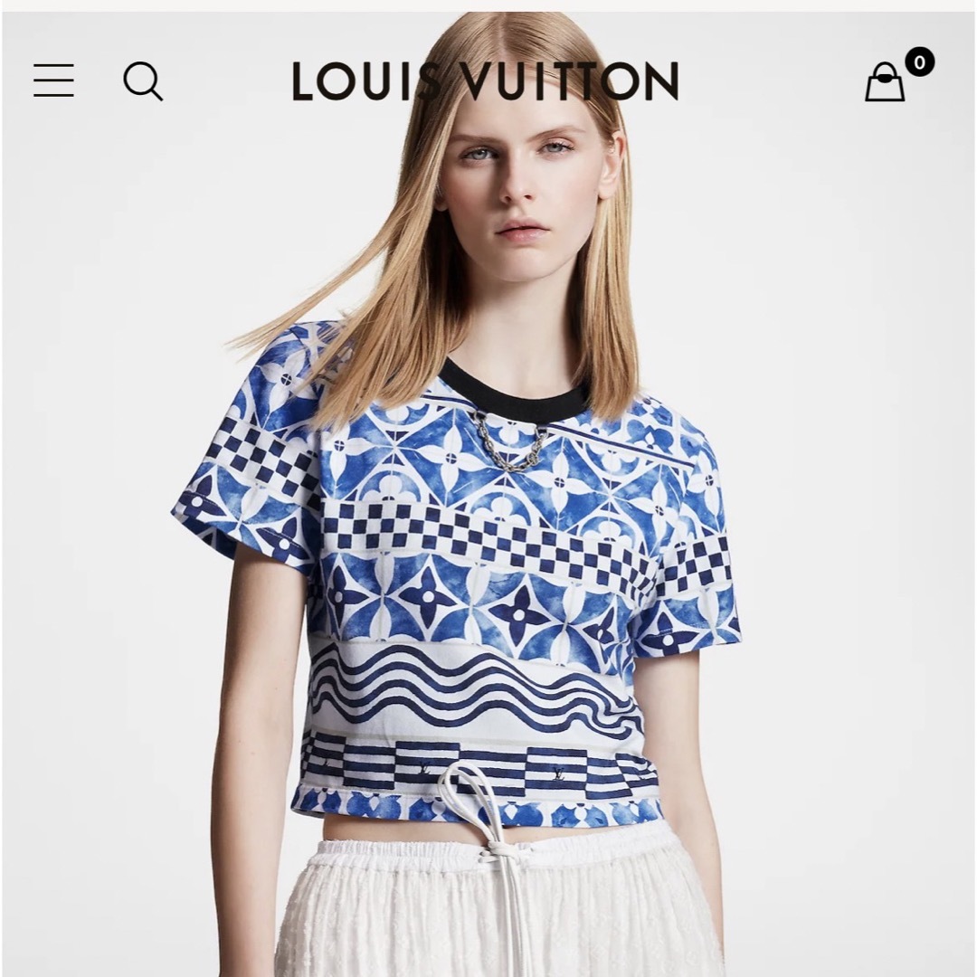 LOUIS VUITTON(ルイヴィトン)のルイヴィトン　Tシャツ レディースのトップス(Tシャツ(半袖/袖なし))の商品写真