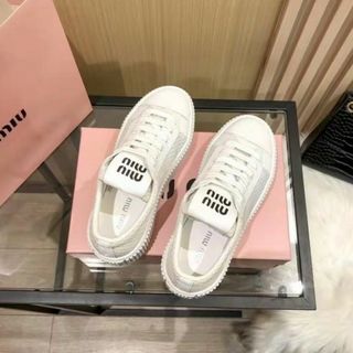 miumiuの通販 1,000点以上（レディース） | お得な新品・中古・未使用