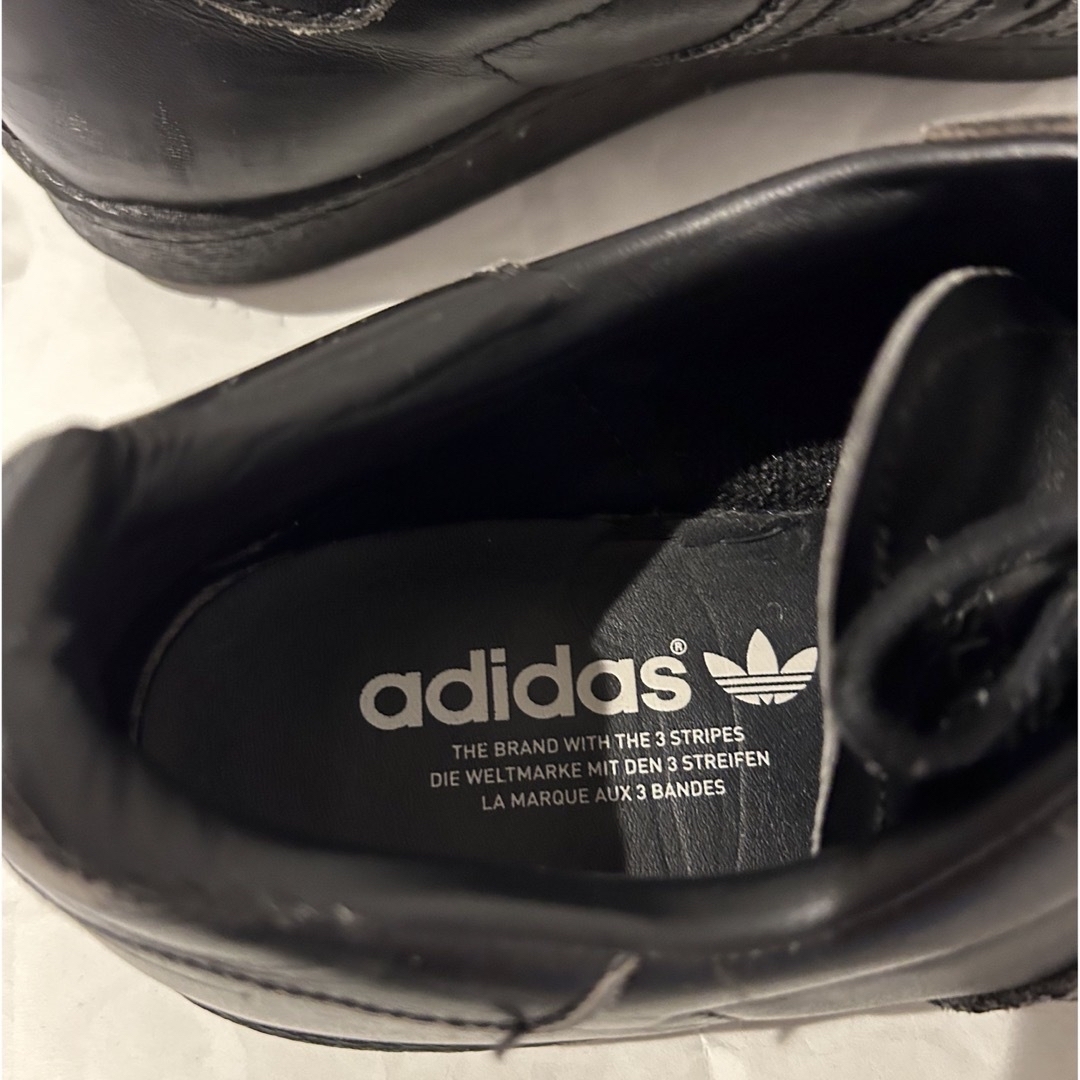 adidas(アディダス)のadidas メンズ スニーカー 26.5cm メンズの靴/シューズ(スニーカー)の商品写真