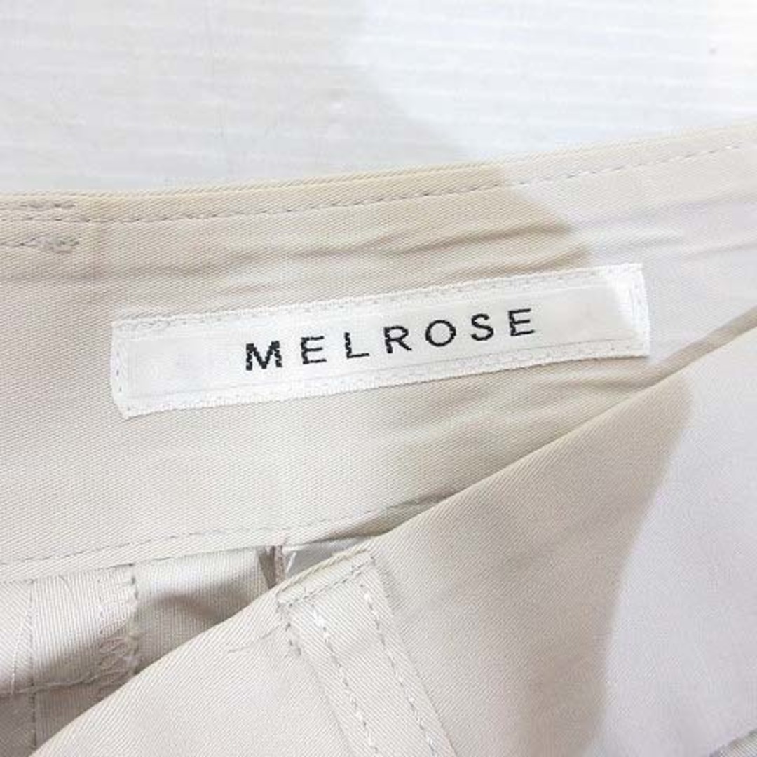 MELROSE(メルローズ)のメルローズ MELROSE クロップドパンツ 3 ライトベージュ ジッパーフライ レディースのパンツ(その他)の商品写真