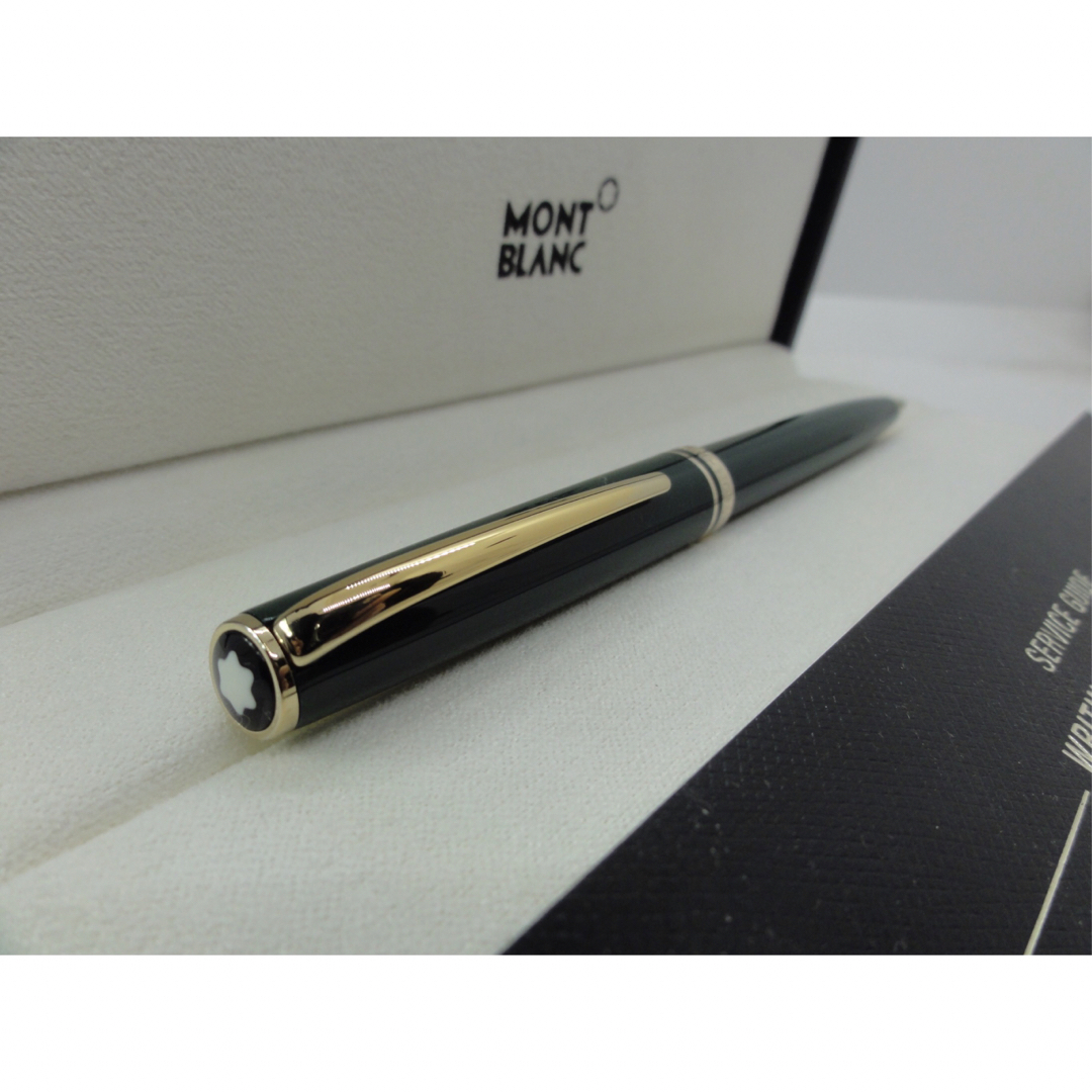 MONTBLANC(モンブラン)の未使用に近い保管品！非常に稀少な軸色ダークグリーン逸品！★モンブラン★レアモデル インテリア/住まい/日用品の文房具(ペン/マーカー)の商品写真