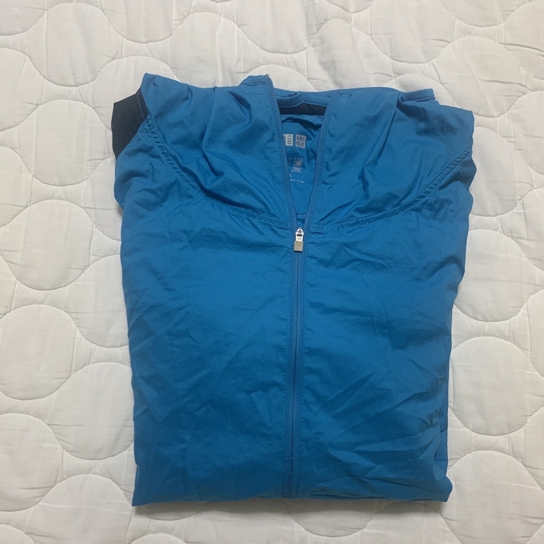 UNIQLO(ユニクロ)のユニクロ　男女兼用　ジャンバー　ウインドブレーカー　ＸＬ　ブルー　スポーツ メンズのジャケット/アウター(ナイロンジャケット)の商品写真