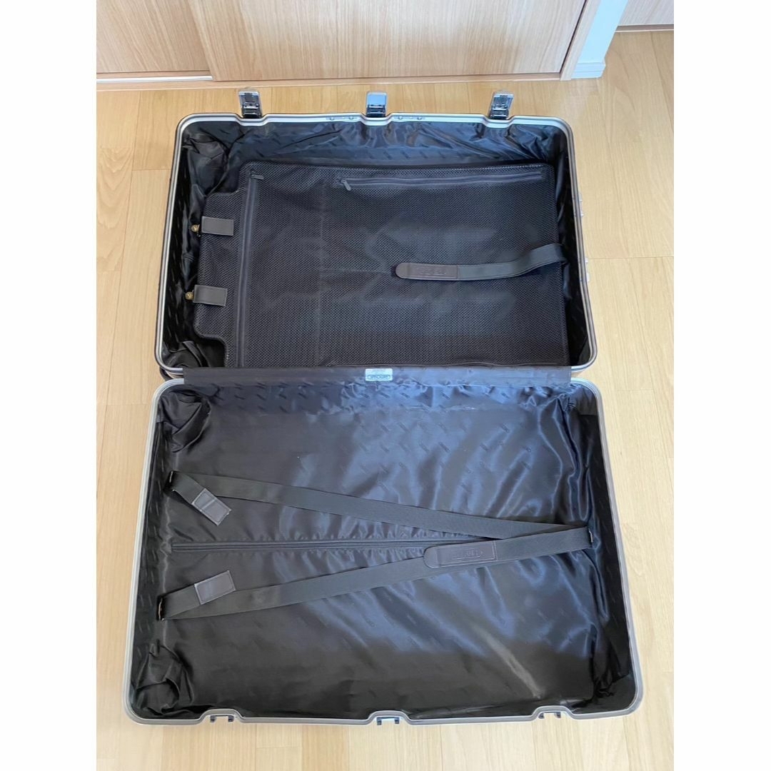 【引き取り歓迎】リモワ トパーズチタニウム スーツケース 945.77 104L