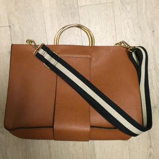 ザラ(ZARA)のザラ メタルハンドル ショルダーバッグ(ショルダーバッグ)