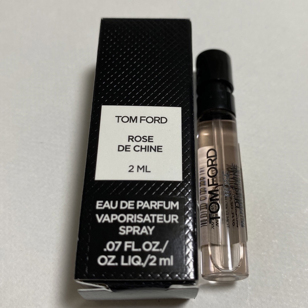 TOM FORD ローズドシーヌ オードパルファム スプレィ 50mL