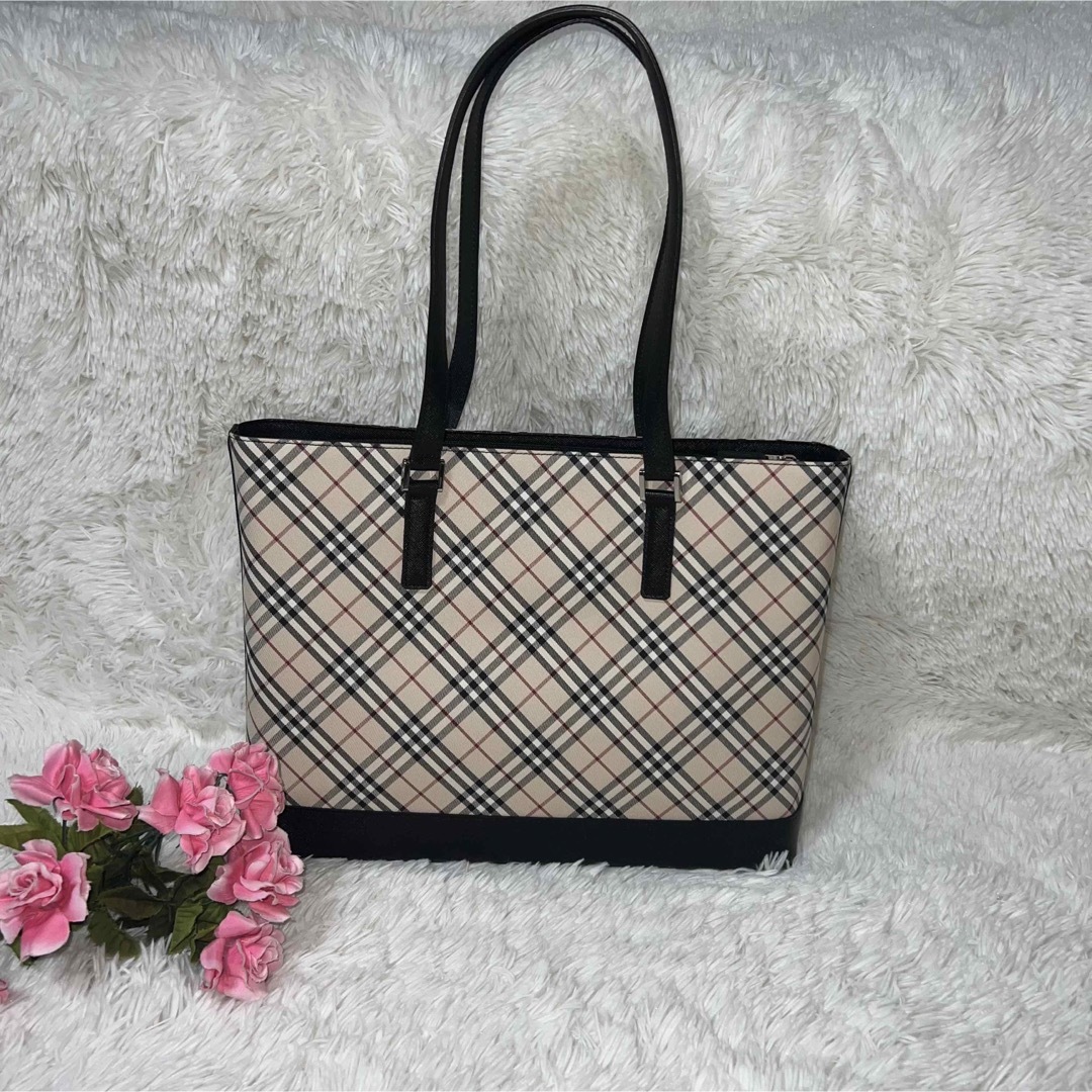 BURBERRY - 【新品】バーバリー トートバッグ ノバチェック 本革 西川