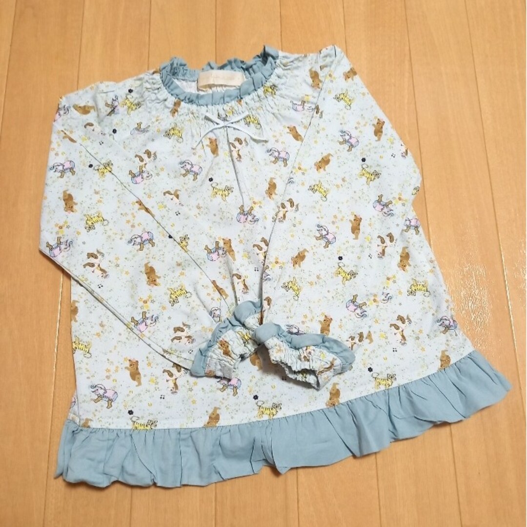 franche lippee(フランシュリッペ)の美品◆ フランシュリッペ ラ ペチット ◆ おもちゃ柄の可愛いカットソー キッズ/ベビー/マタニティのキッズ服女の子用(90cm~)(Tシャツ/カットソー)の商品写真