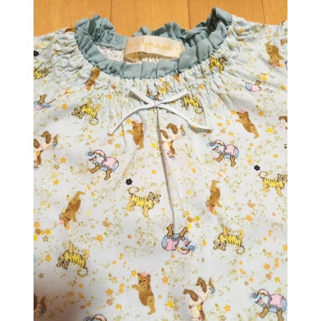 franche lippee(フランシュリッペ)の美品◆ フランシュリッペ ラ ペチット ◆ おもちゃ柄の可愛いカットソー キッズ/ベビー/マタニティのキッズ服女の子用(90cm~)(Tシャツ/カットソー)の商品写真