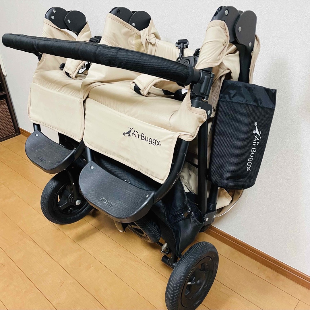 AIRBUGGY(エアバギー)の美品Air Buggy CoCo Doubleエアバギーココダブル双子用2人乗り キッズ/ベビー/マタニティの外出/移動用品(ベビーカー/バギー)の商品写真