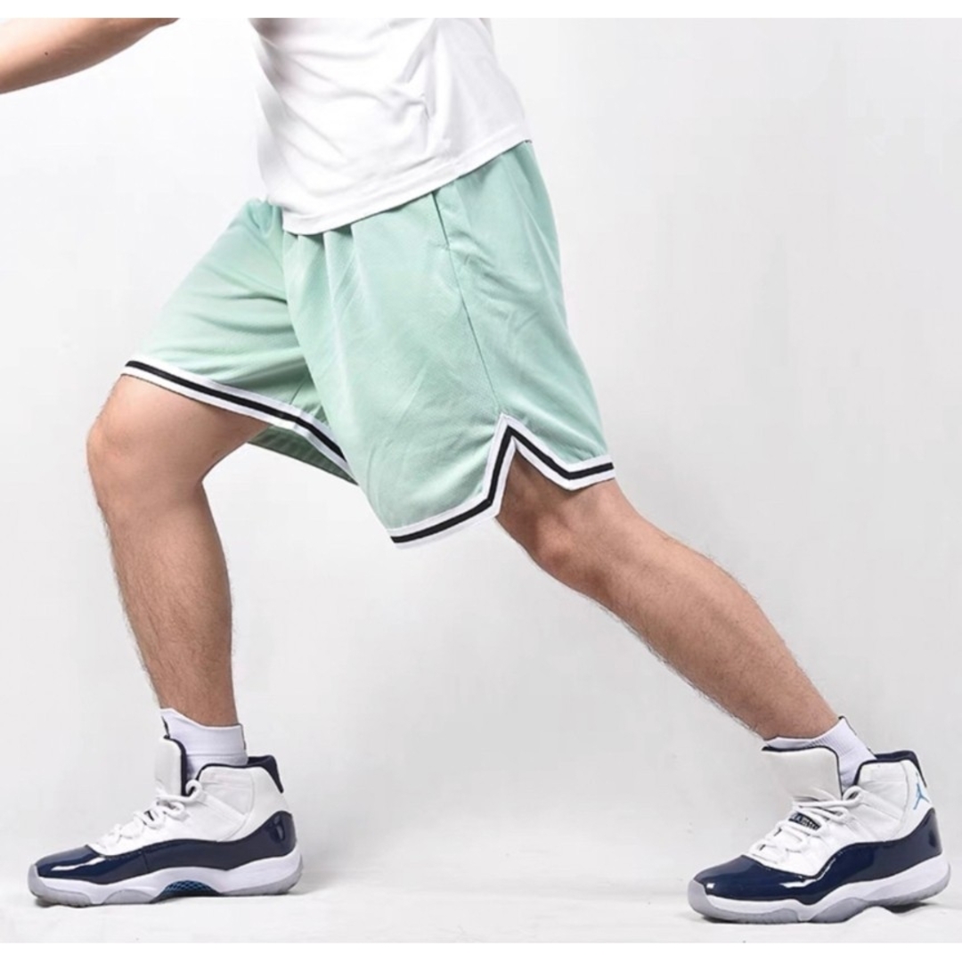 バスパン　緑　XXL　ショートパンツ　ハーフパンツ　バスケット　スポーツ メンズのパンツ(ショートパンツ)の商品写真