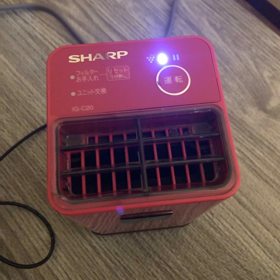 SHARP(シャープ)のSHARPプラズマクラスター空気清浄機置き型 スマホ/家電/カメラの生活家電(空気清浄器)の商品写真