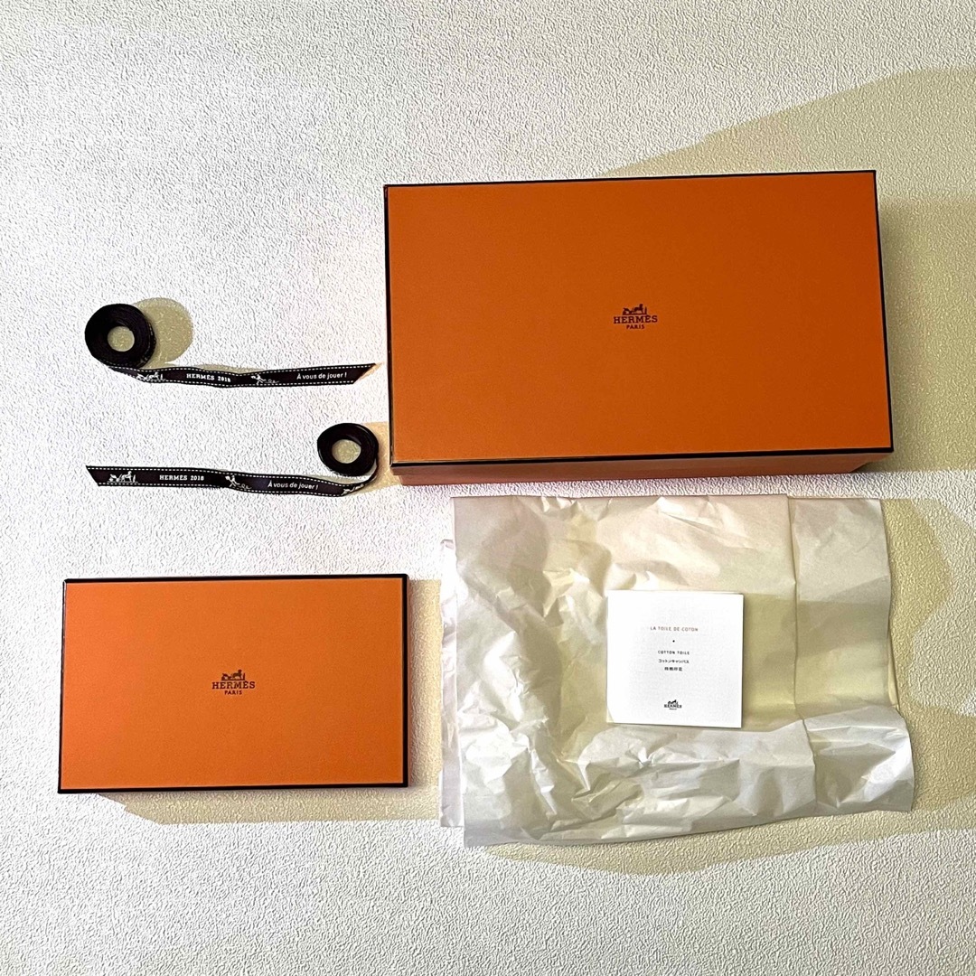 Hermes(エルメス)のエルメス　空箱2個セット　リボン２本付き レディースのバッグ(ショップ袋)の商品写真