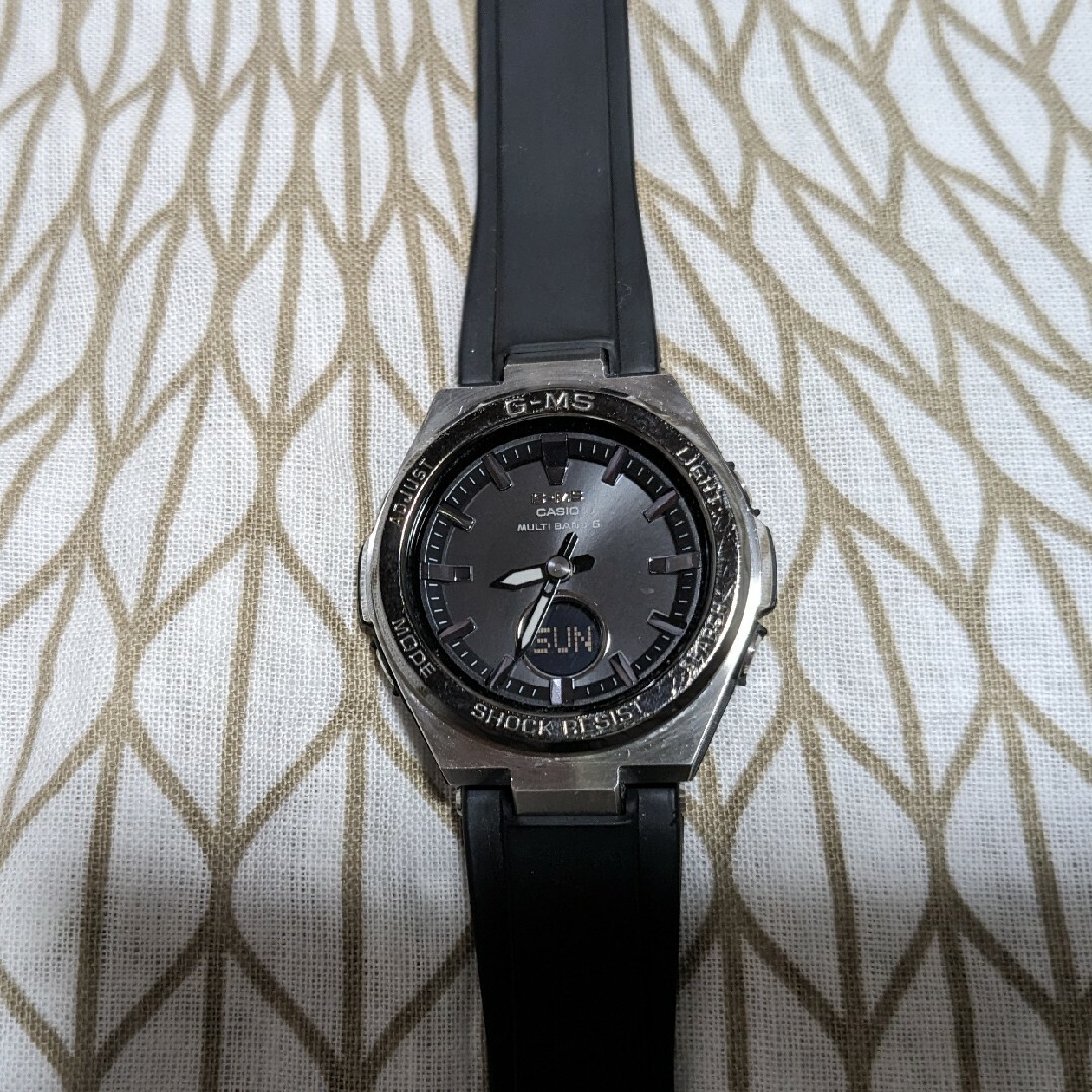 Baby-G(ベビージー)の電波ソーラー　腕時計　CASIO Baby-G msg-w200rsc　ブラック レディースのファッション小物(腕時計)の商品写真