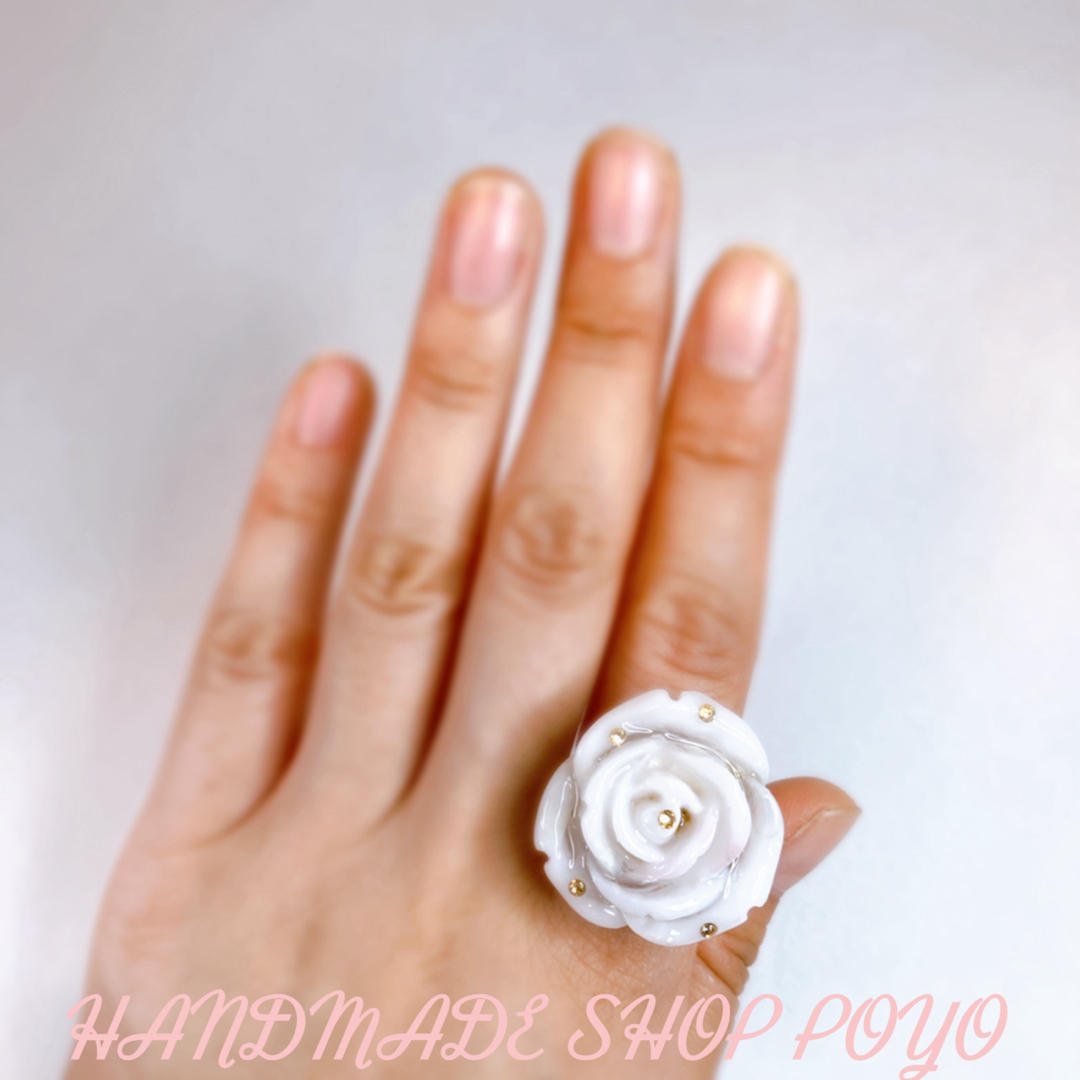 『Rose orgonite ring』オルゴナイト　指輪　お守りに ハンドメイドのアクセサリー(リング)の商品写真