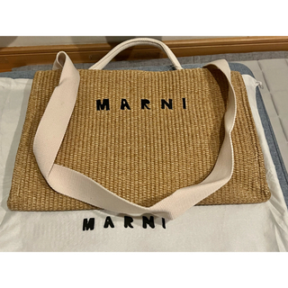 マルニ(Marni)の【新品】MARNIマルニのカゴバッグ（ラフィア）(かごバッグ/ストローバッグ)