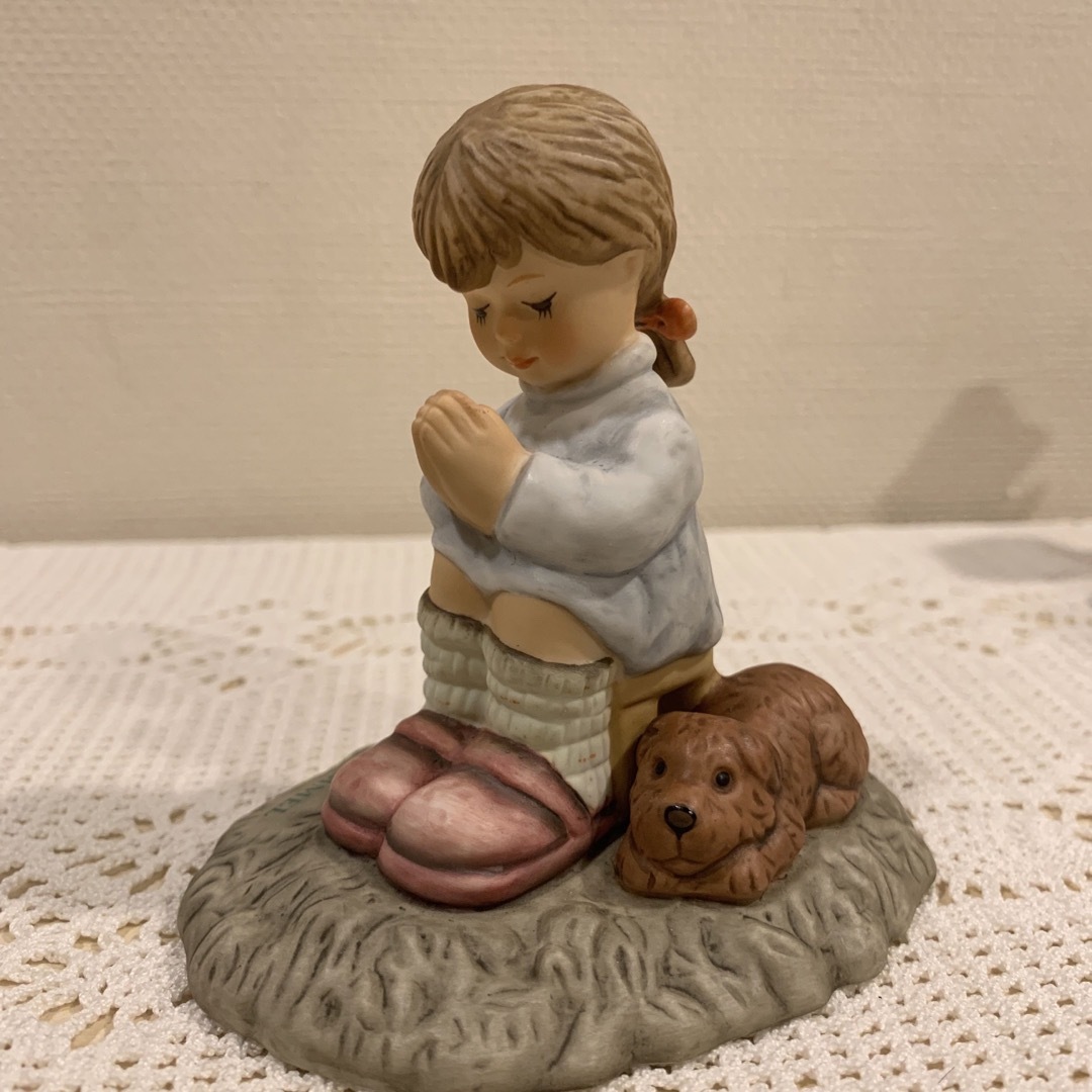 goebel フンメル人形　ゲーベル　ヴィンテージ　静寂な祈り　女の子　犬