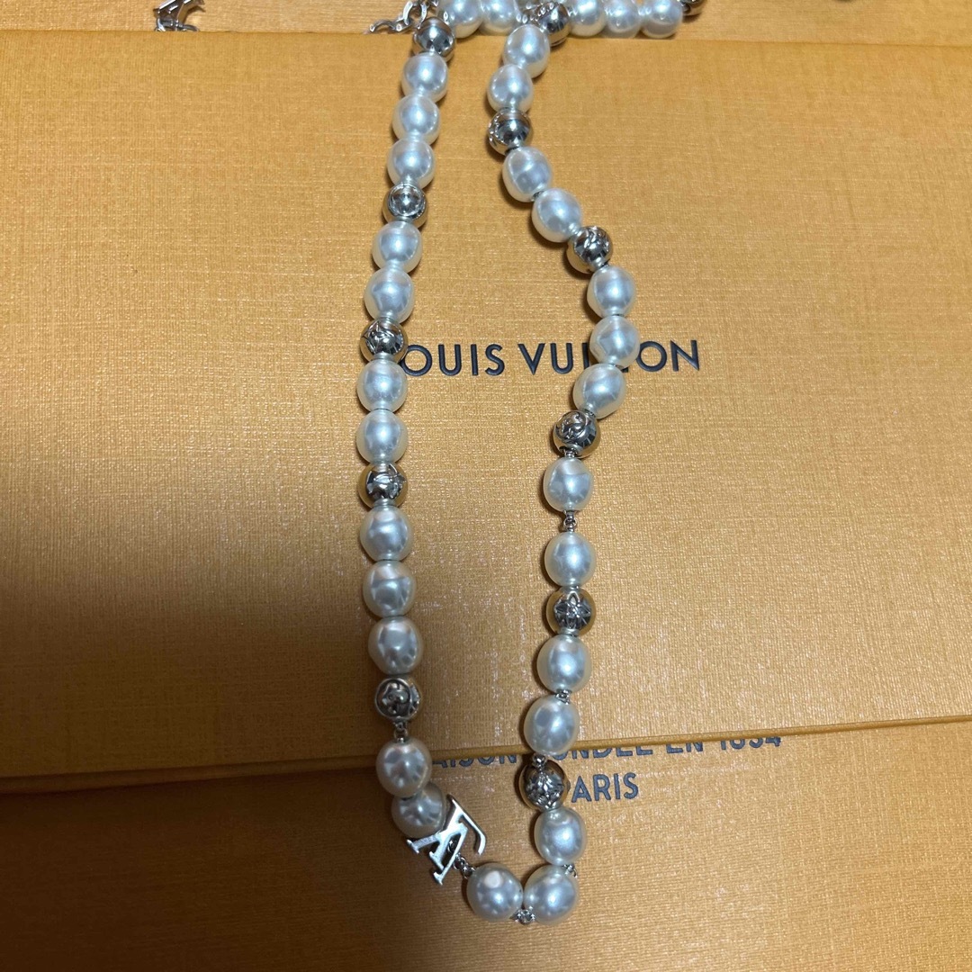 LOUIS VUITTON - ルイヴィトン ネックレス・モノグラム パールの LOUIS VUITTON - ルイヴィトン ネックレス・モノグラム パールの