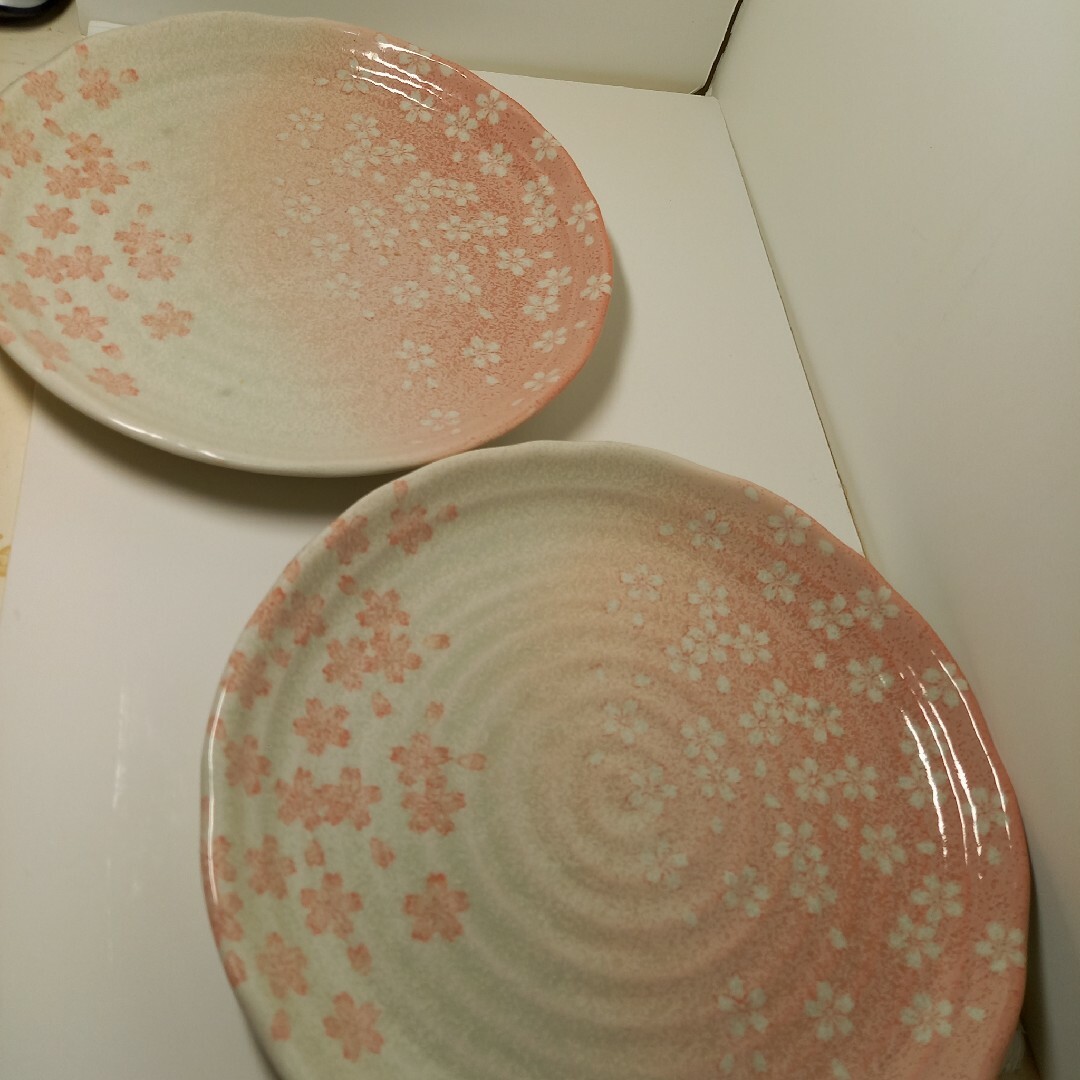 花みずき　大皿2個セット　ピンク柄 インテリア/住まい/日用品のキッチン/食器(食器)の商品写真