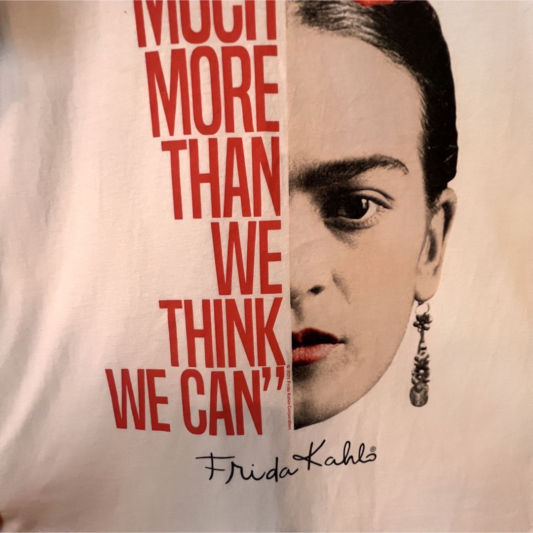 Old Navy(オールドネイビー)のレア‼️フリーダカーロ　Frida Kahlo グラフィック Tシャツ XL メンズのトップス(Tシャツ/カットソー(半袖/袖なし))の商品写真