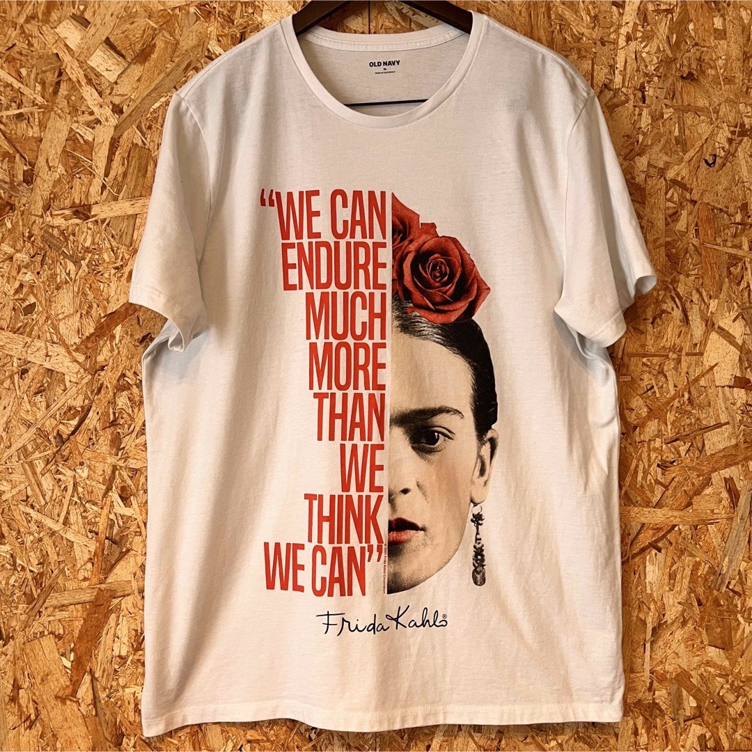 Old Navy(オールドネイビー)のレア‼️フリーダカーロ　Frida Kahlo グラフィック Tシャツ XL メンズのトップス(Tシャツ/カットソー(半袖/袖なし))の商品写真