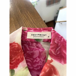 Equipment   EQUIPMENTエキプモン 花柄 シルクブラウス シャツ 薔薇