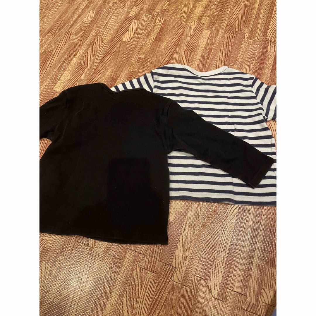 UNIQLO(ユニクロ)の（黒のみ）長袖トップス　90 キッズ/ベビー/マタニティのキッズ服男の子用(90cm~)(Tシャツ/カットソー)の商品写真