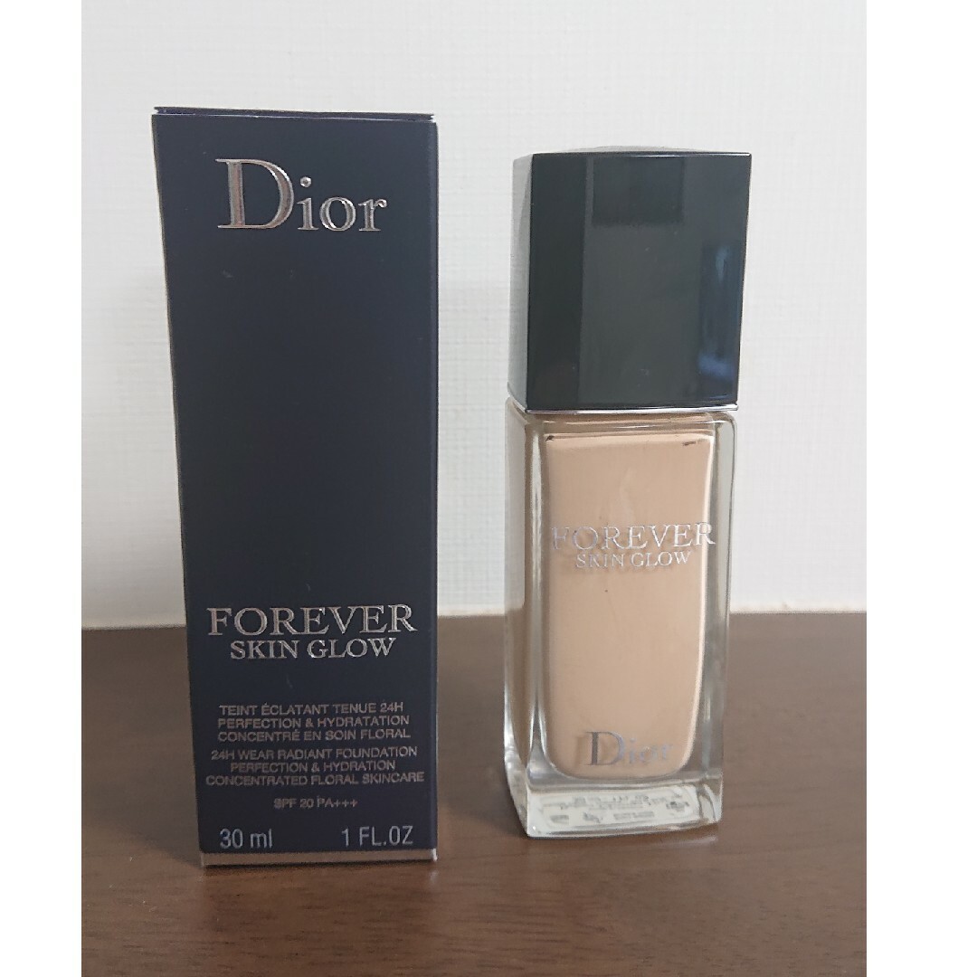 Dior(ディオール)のディオールスキン フォーエヴァー フルイド グロウ 1.5N コスメ/美容のベースメイク/化粧品(ファンデーション)の商品写真