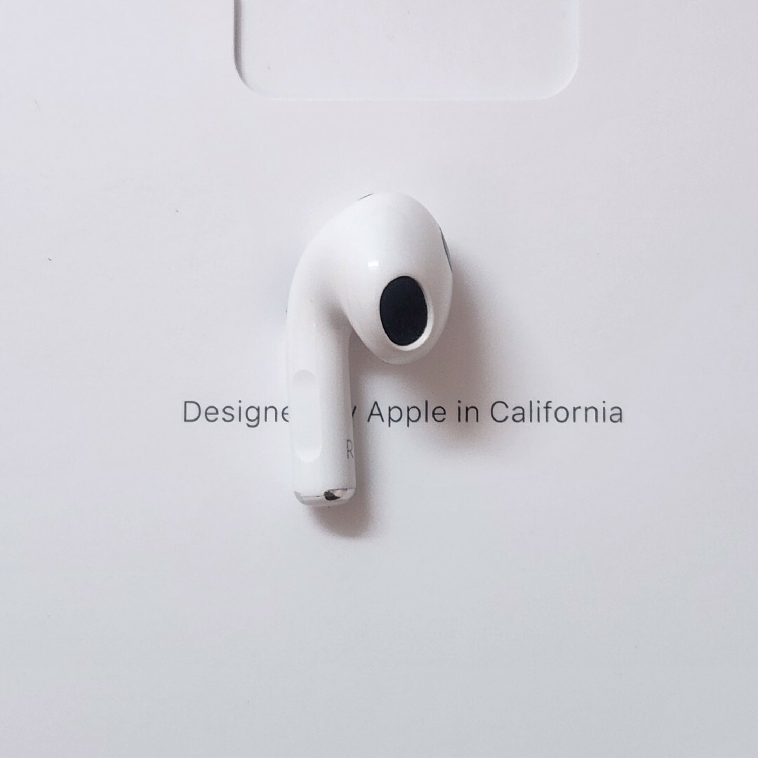 【美品】Apple正規品　AirPods 第3世代　右耳　R　第三世代 2