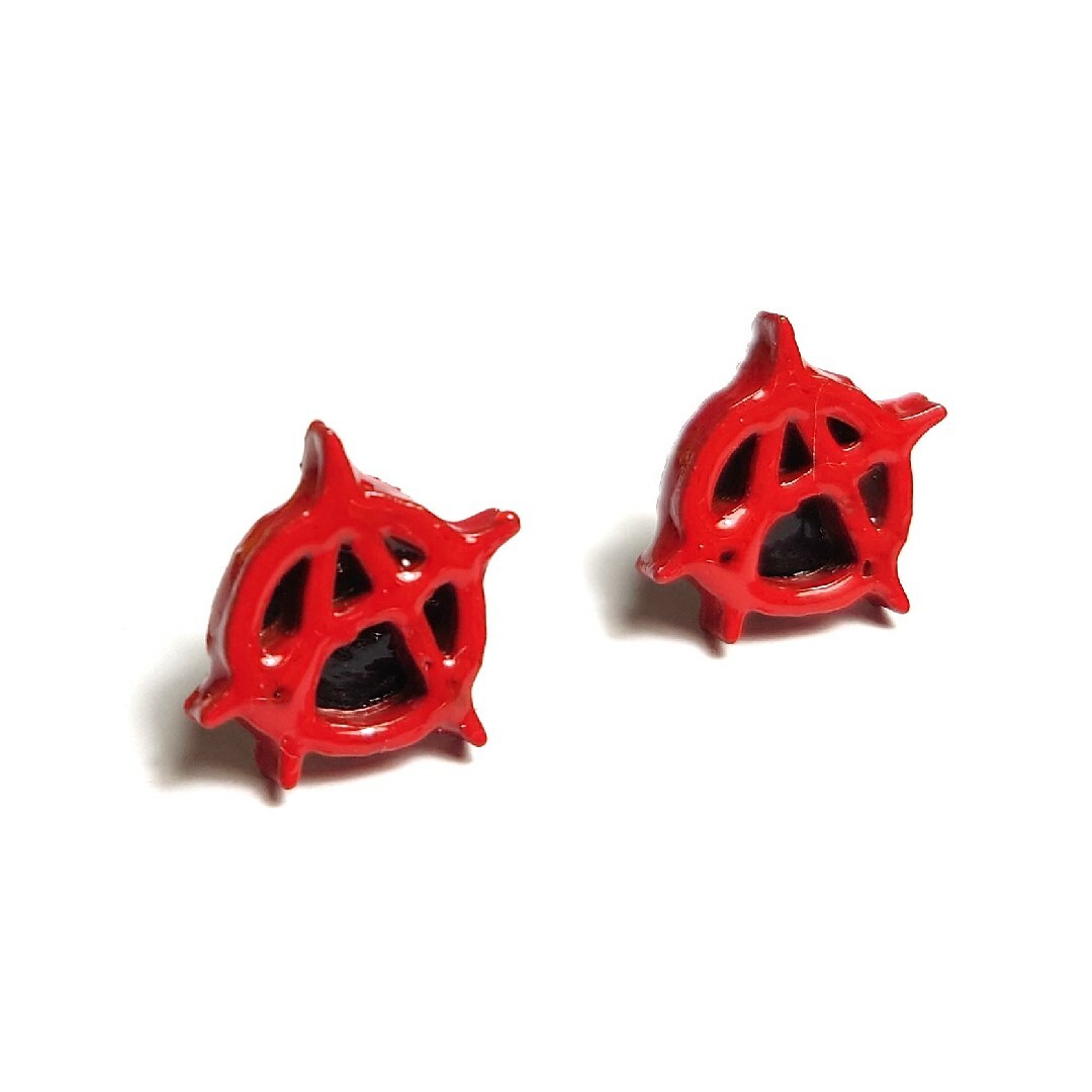H4218【新品】アナーキー(極小) 赤×黒 チタン スタッド ピアス 両耳 メンズのアクセサリー(ピアス(両耳用))の商品写真