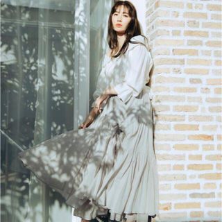 ハーリップトゥ(Her lip to)のAsymmetric Tiered Cotton-voile Skirt M(ロングスカート)