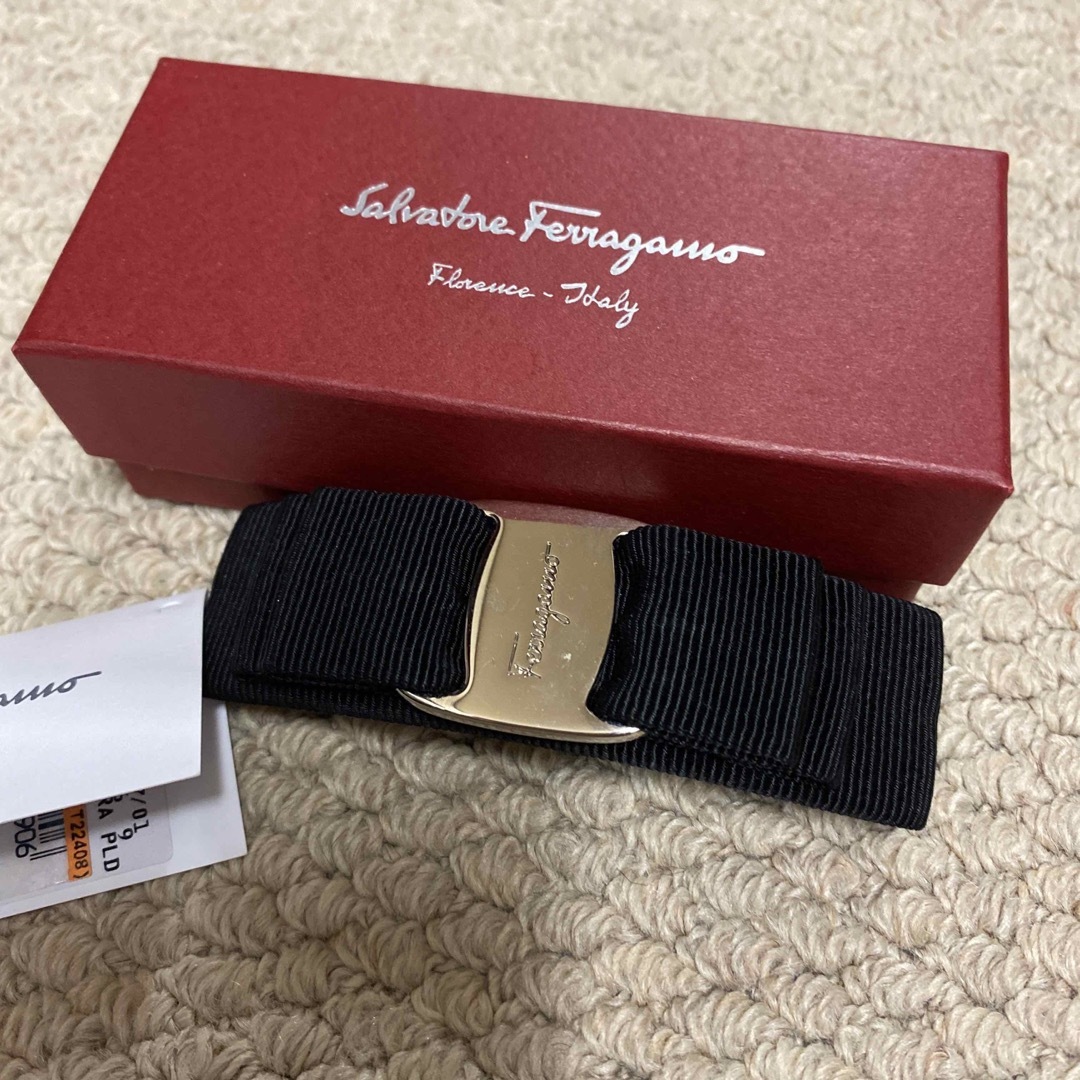 Salvatore Ferragamo(サルヴァトーレフェラガモ)のフェラガモ　バレッタ レディースのヘアアクセサリー(バレッタ/ヘアクリップ)の商品写真