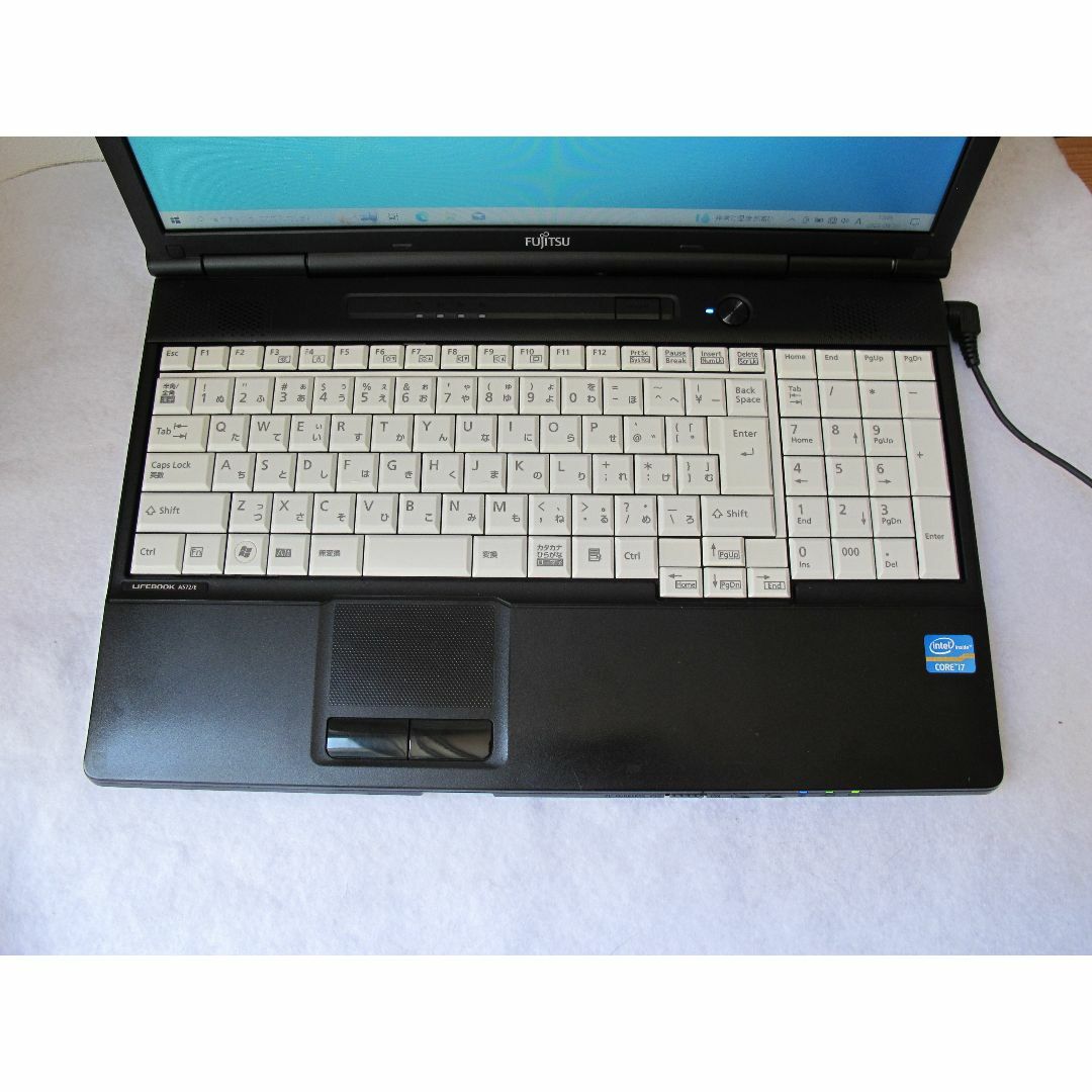 LIFEBOOK A572/E FMVNA6HM