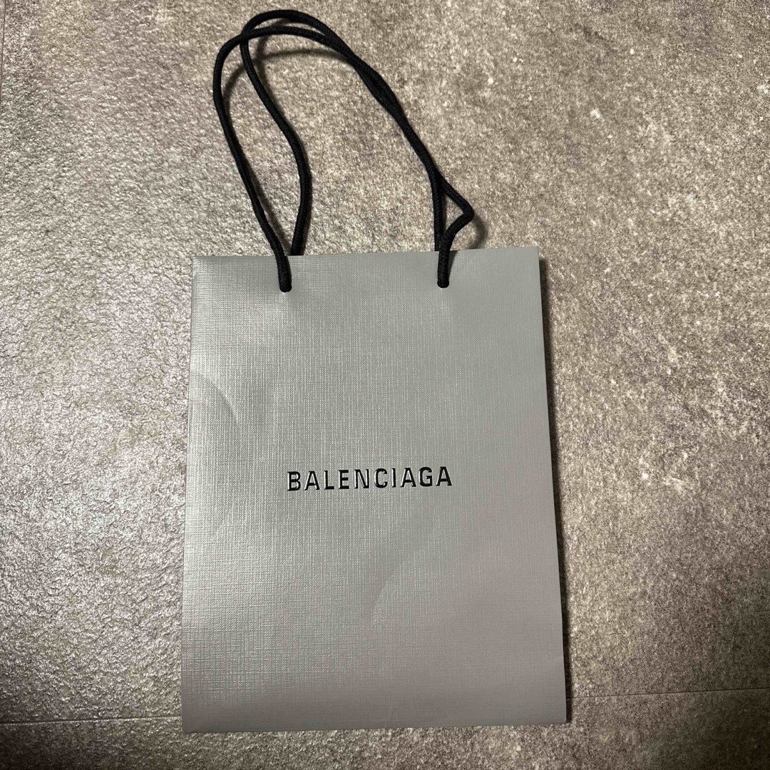 Balenciaga(バレンシアガ)のバレンシアガ　紙袋 レディースのバッグ(ショップ袋)の商品写真