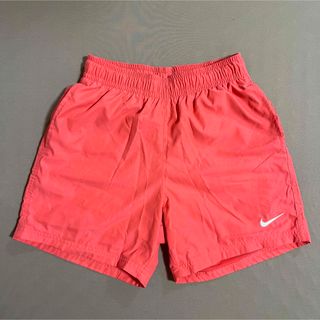 ナイキ(NIKE)のNIKE ナイキ♡レディース メンズ ショートパンツ 蛍光ピンク スポーツウェア(ショートパンツ)