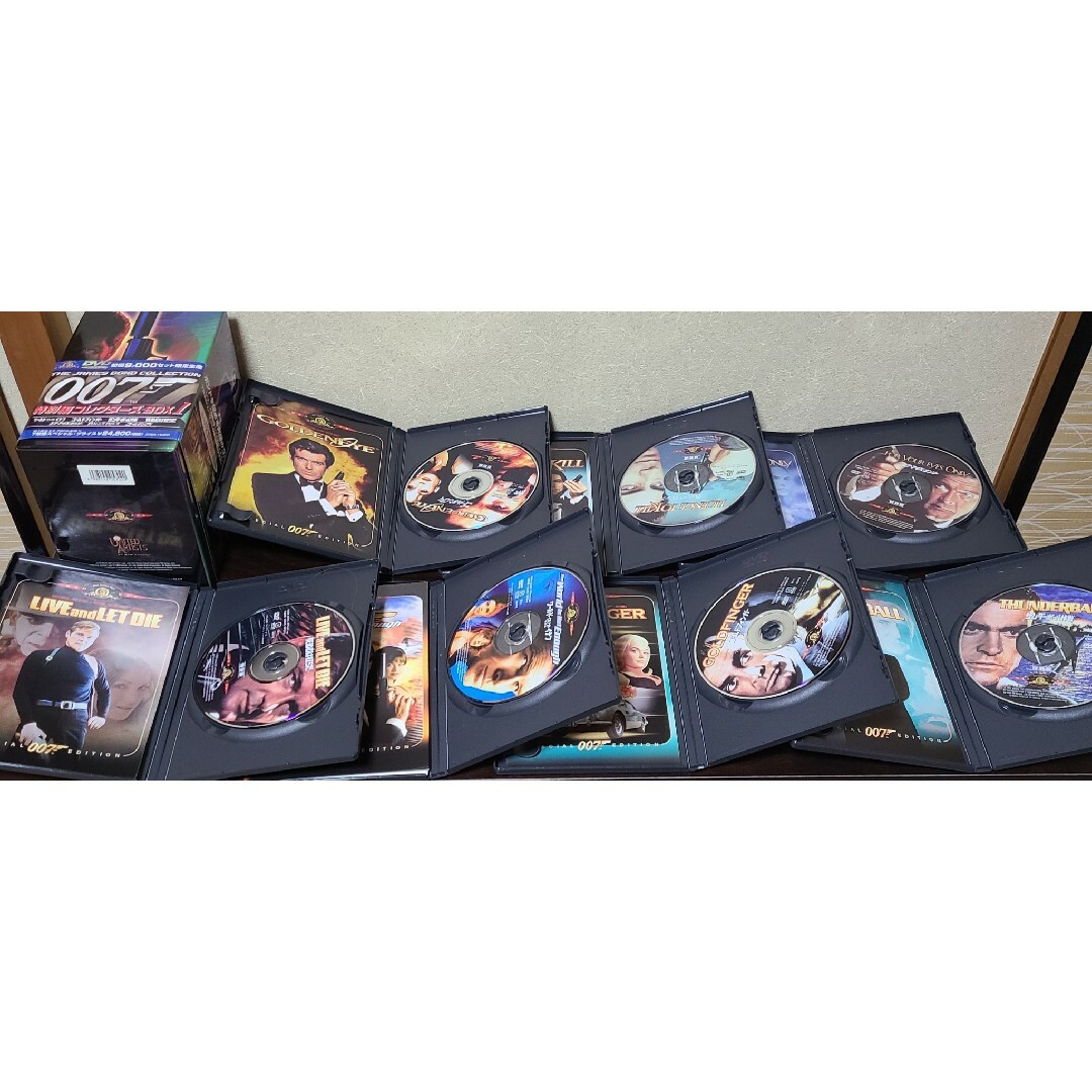 007 特別編 コレクターズ DVD BOX 全巻セット + カジノ・ロワイヤル 3