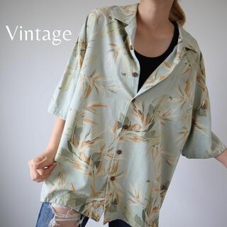 アートヴィンテージ(ART VINTAGE)の【vintage】ボタニカル柄 シルク ペールカラー 絣調 半袖シャツ XL(シャツ)