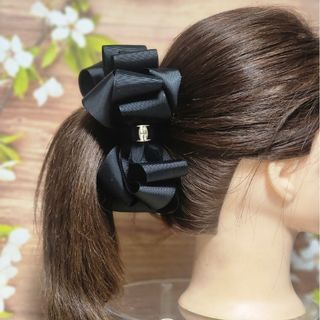 きいろい鳥様専用【13cmバナナクリップ】　黒　リボンクリップ　ブラックリボン(ヘアアクセサリー)