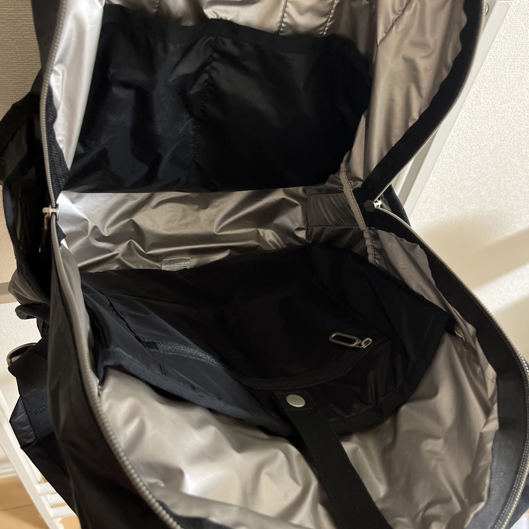 LeSportsac(レスポートサック)のレスポートサック　エッシェンシャル　リュック レディースのバッグ(リュック/バックパック)の商品写真