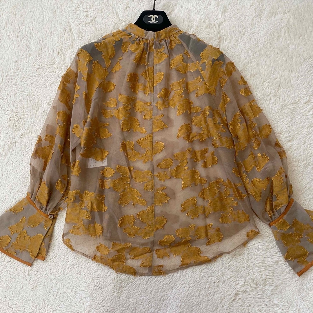 美品 クラネ フローラルジャガードトップス 花柄ブラウス