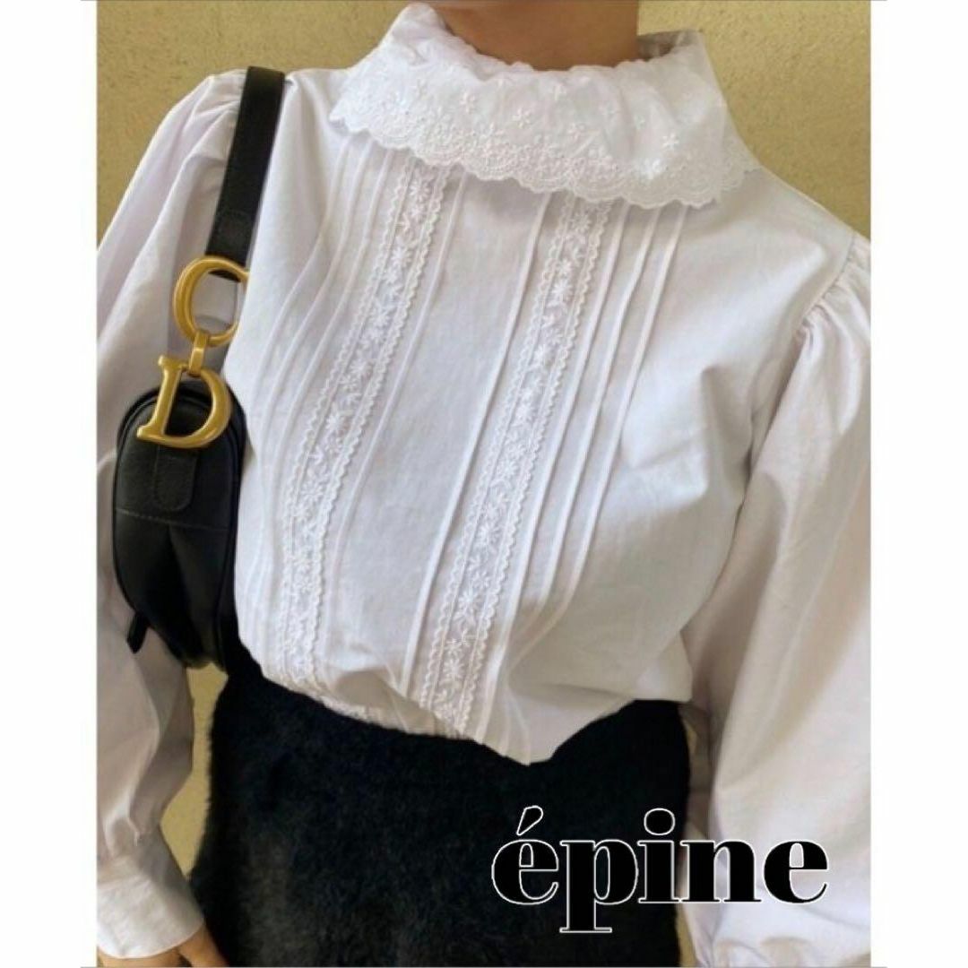 epine classical high neck lace blouse