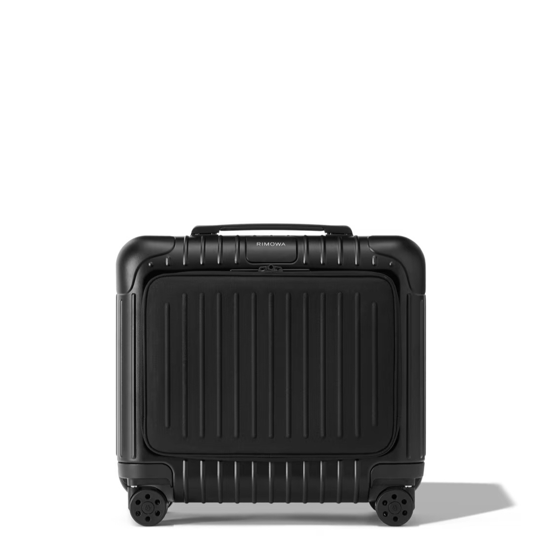 RIMOWA リモワ Essential Sleeve コンパクト 機内持ち込み