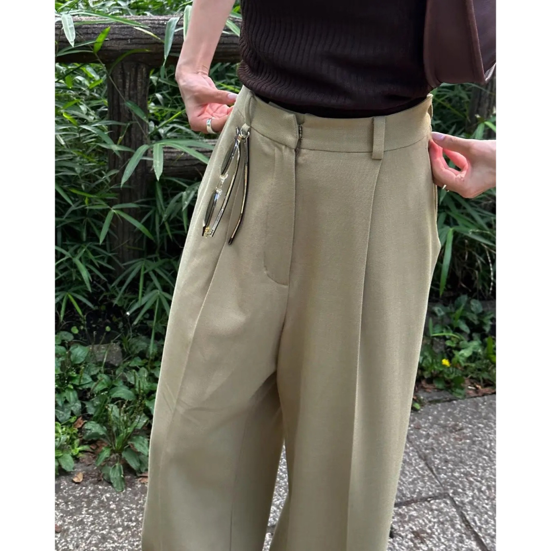 clane クラネ　2WAY TUCK STRAIGHT PANTS BEIGE