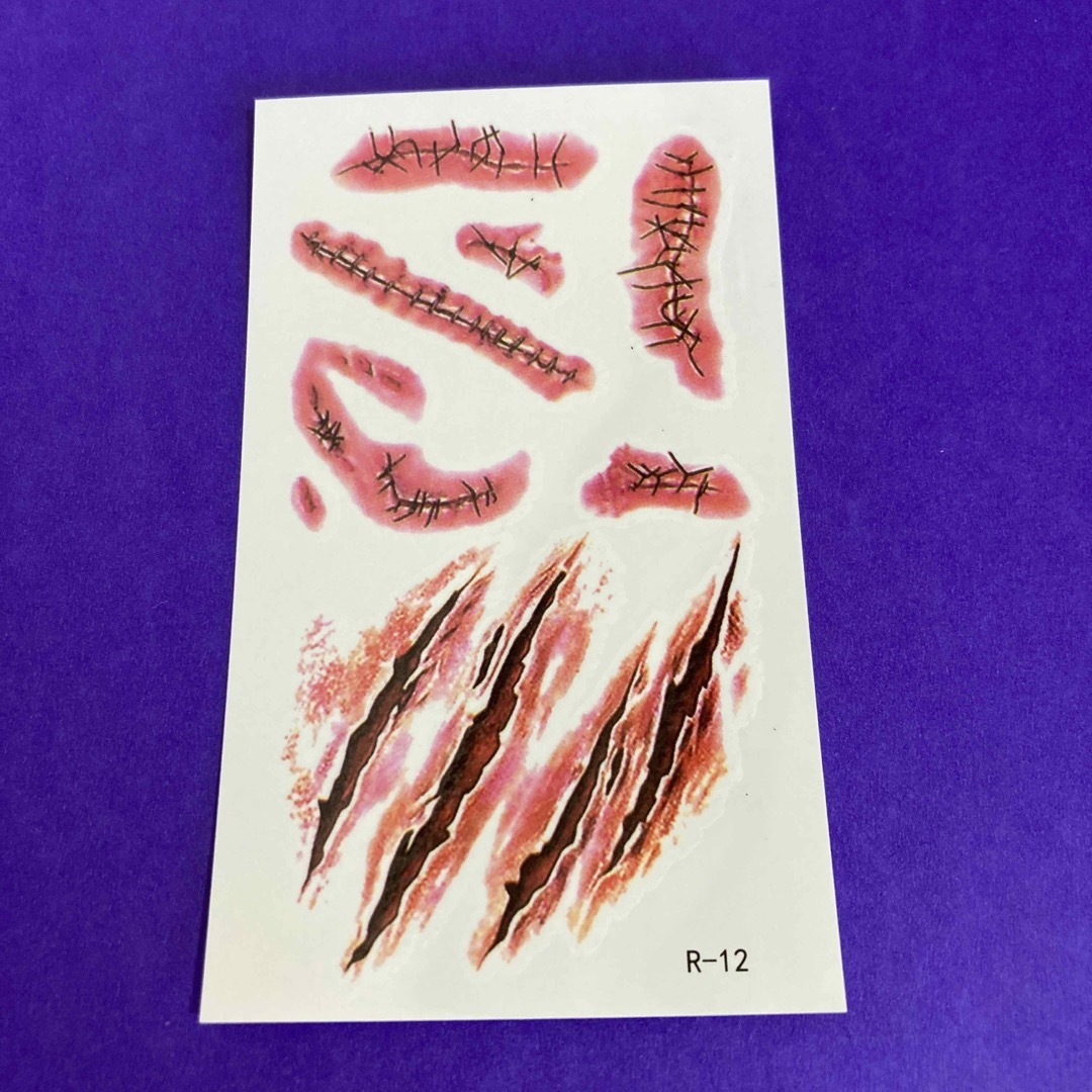 ハロウィン　タトゥーシ－ル　ひっかき傷　ぬい傷　1枚 エンタメ/ホビーのコスプレ(アクセサリー)の商品写真