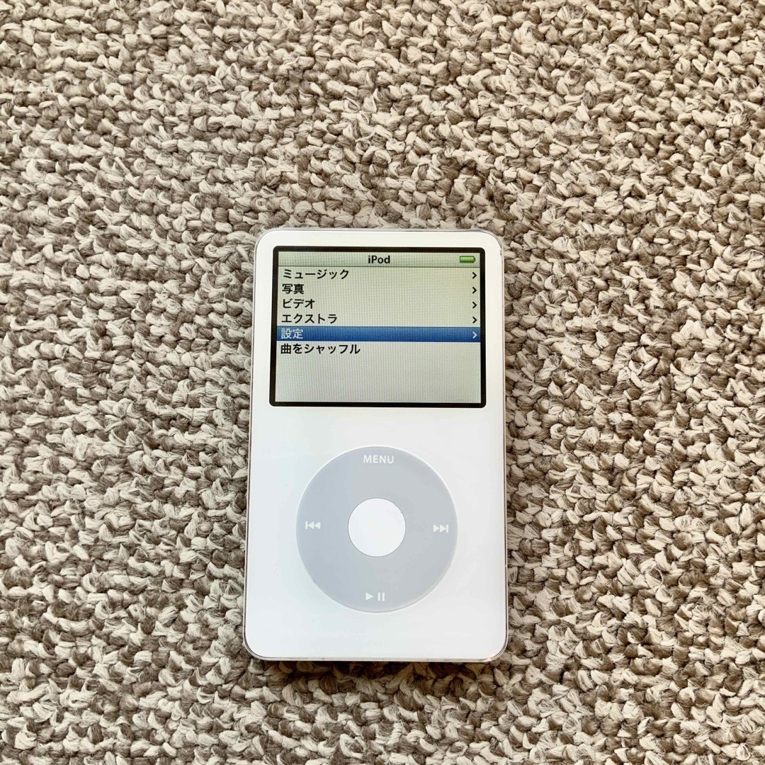 iPod - iPod classic 30GB Apple A1136 アイポッド 本体の通販 by まつ ...